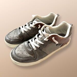 ⭐️ 5 for $25 OshKosh B'gosh Brown and Gray Boys’ Sneakers Size 2